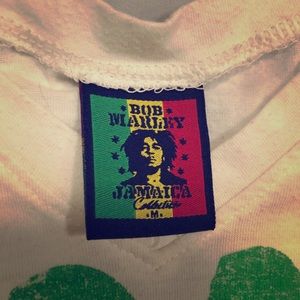 Bob Marley lovers!! Worn a couple times!! Size M